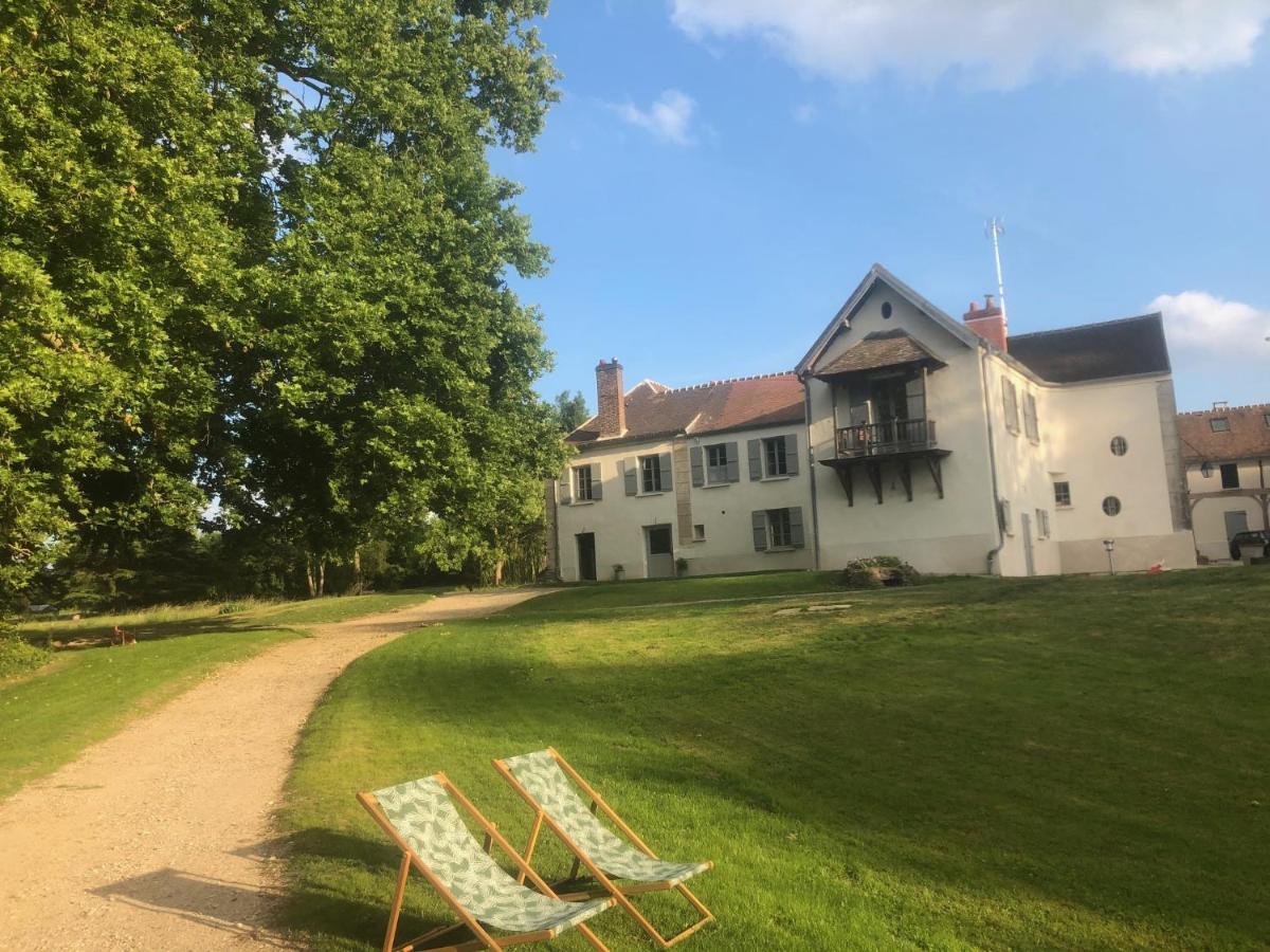 Domaine Du Plessis Bed & Breakfast Le Plessis-Luzarches Eksteriør bilde